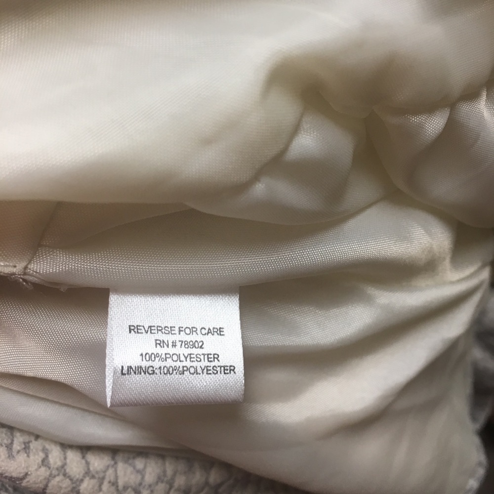 Vest - Picture 6 of 7